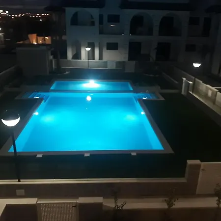 Apartment Sunset Paradise - Sleeps 4 Pool Terrace & Views *
