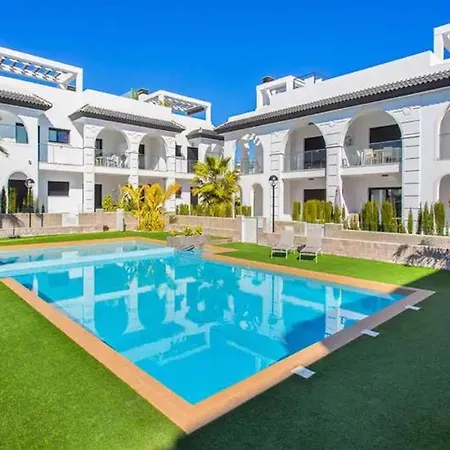 Sunset Paradise - Sleeps 4 Pool Terrace & Views Apartment
